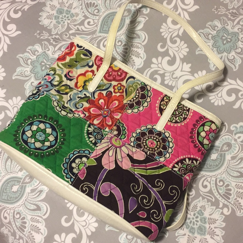Vera Bradley excellent condition purse